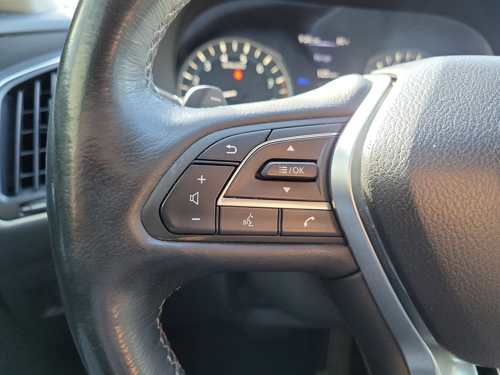 Used 2018 INFINITI Q50 Sport AWD/4WD image 19