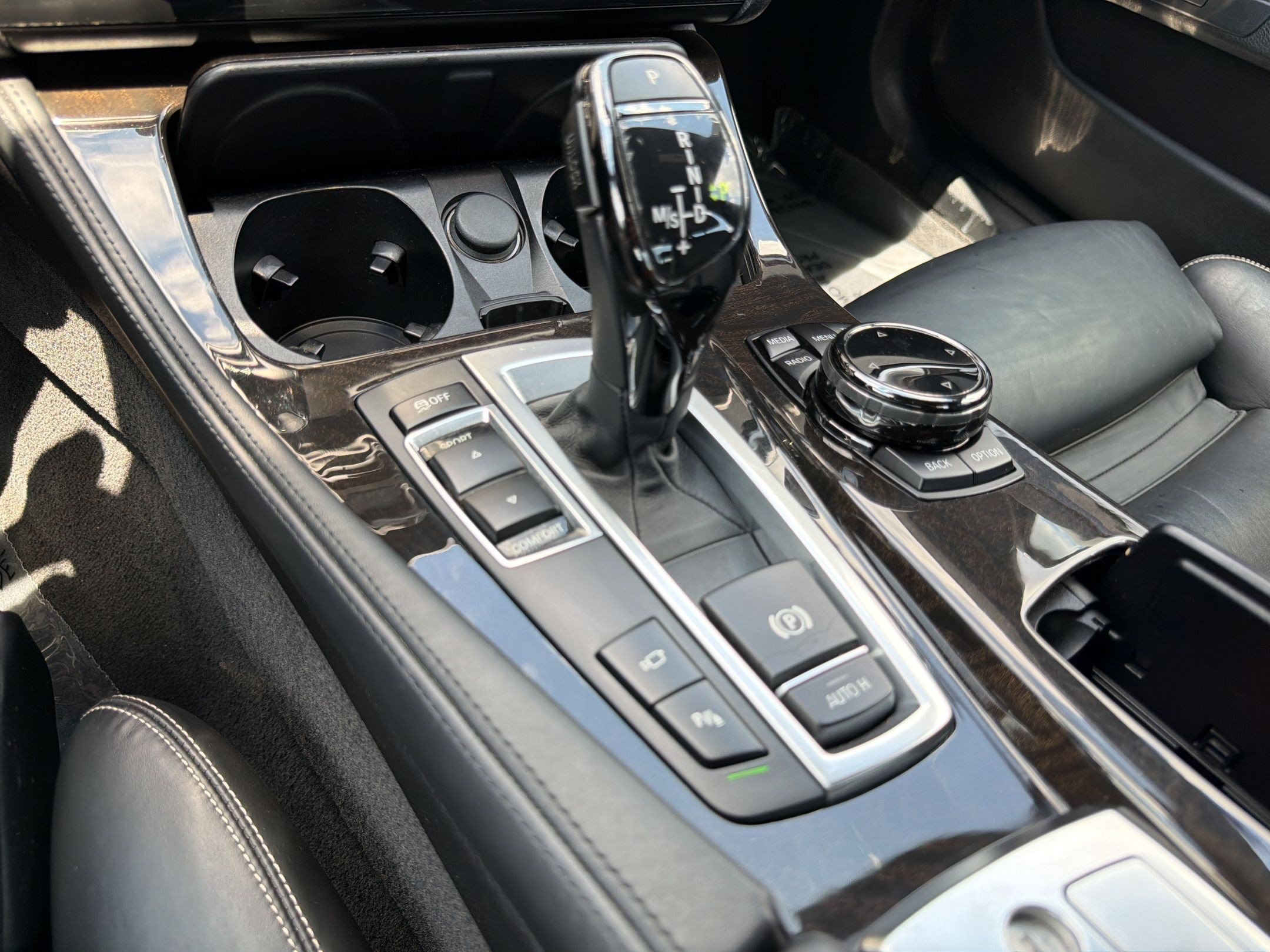 Used 2016 BMW 550i Sedan RWD image 16