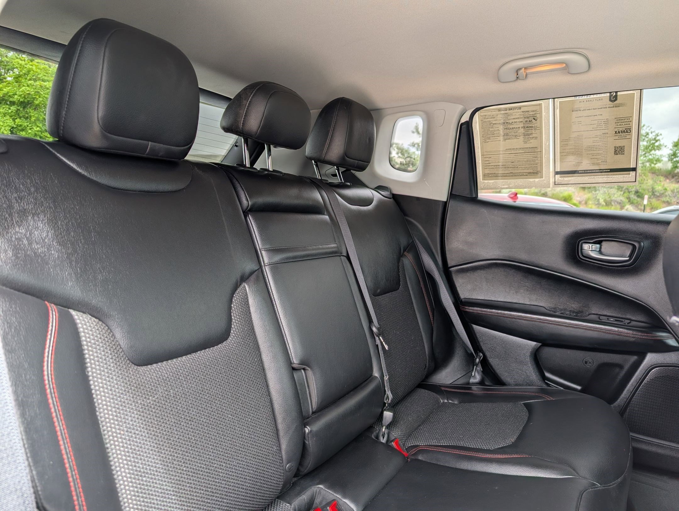Used 2017 Jeep Compass Trailhawk w/ Cold Weather Group AWD/4WD image 25