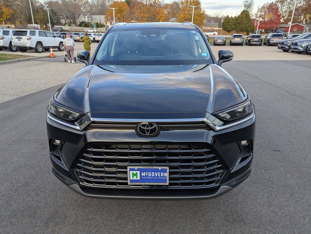 Used 2026 Toyota Grand Highlander Limited image 9