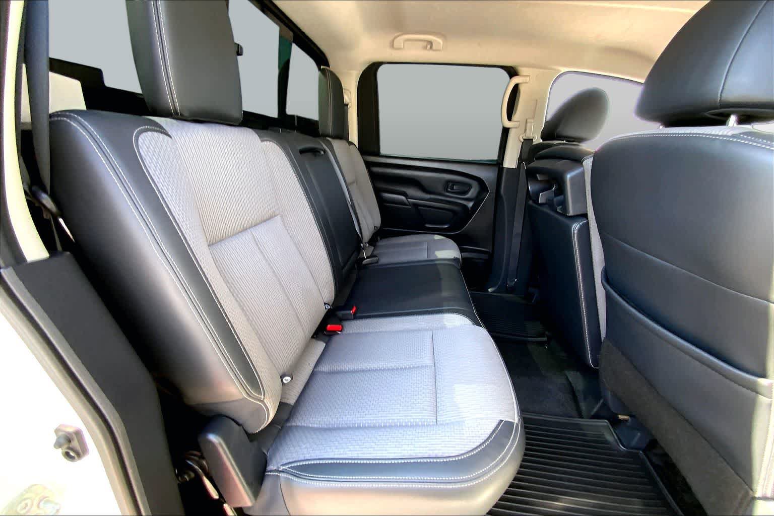 Used 2021 Nissan Titan S w/ S Utility Package AWD/4WD image 17