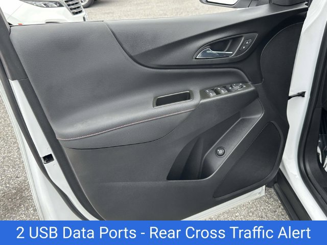 Certified 2023 Chevrolet Equinox RS FWD image 15