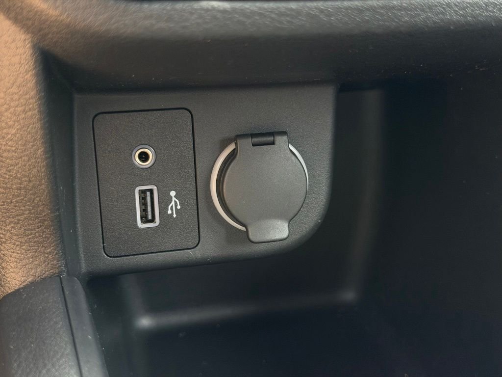 Used 2025 Nissan Kicks Play S FWD image 32