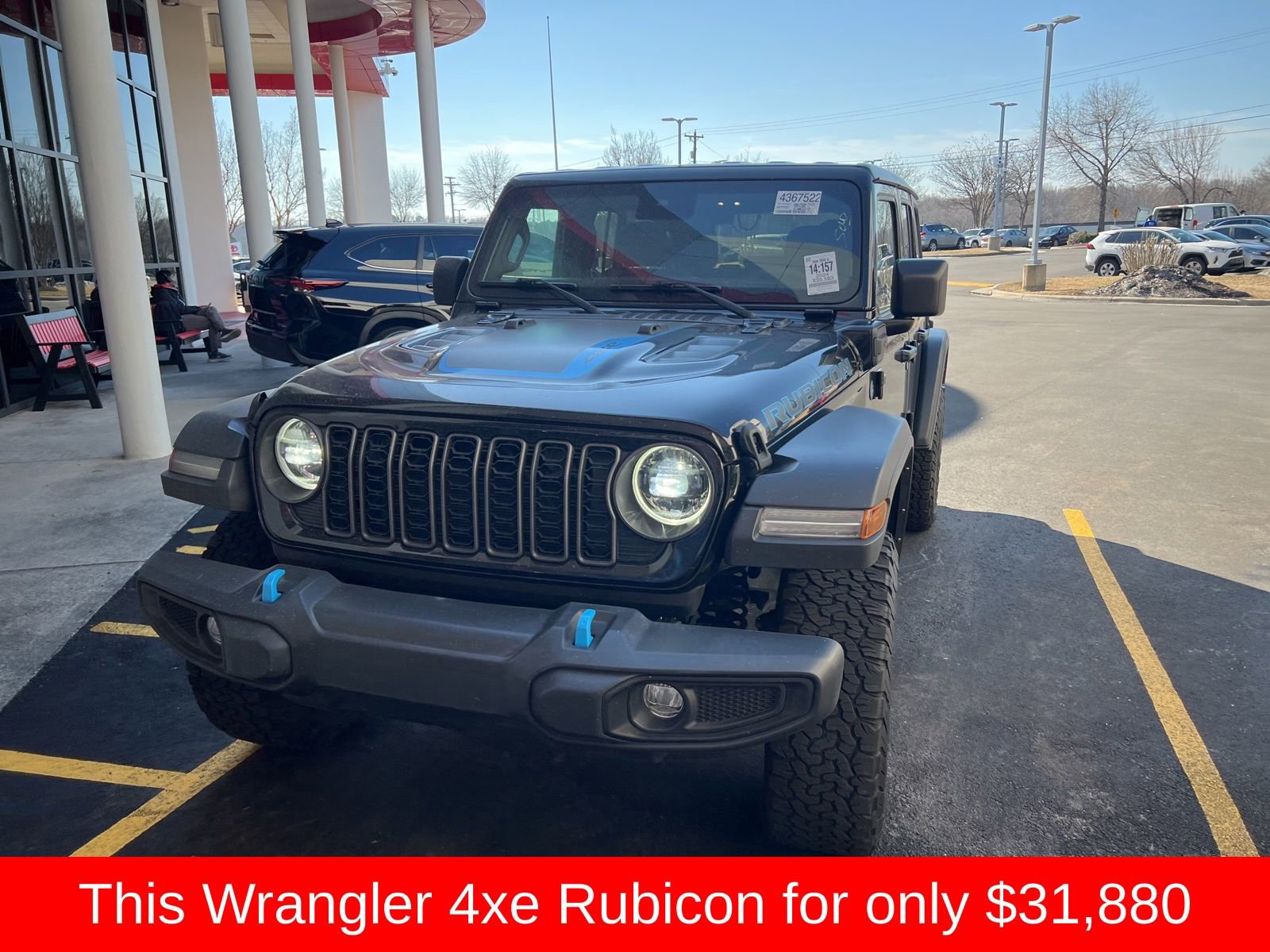 Used 2024 Jeep Wrangler Unlimited Rubicon 4xe image 3