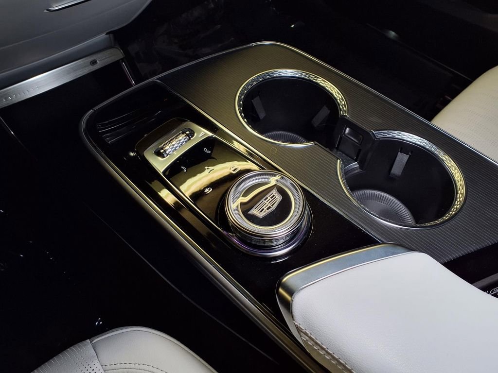 Certified 2024 Cadillac Lyriq Luxury RWD image 5