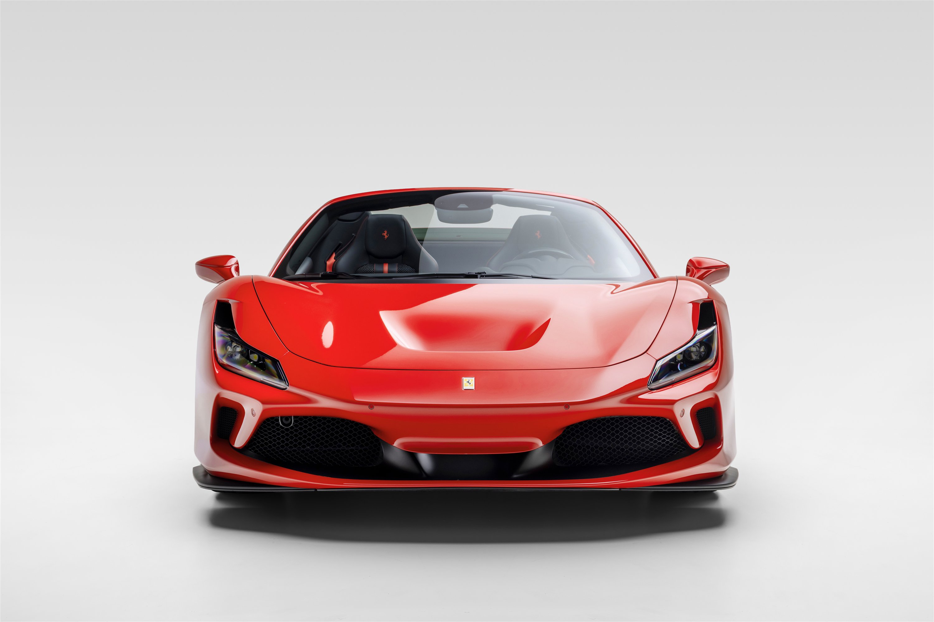 Certified 2022 Ferrari F8 Tributo RWD image 3