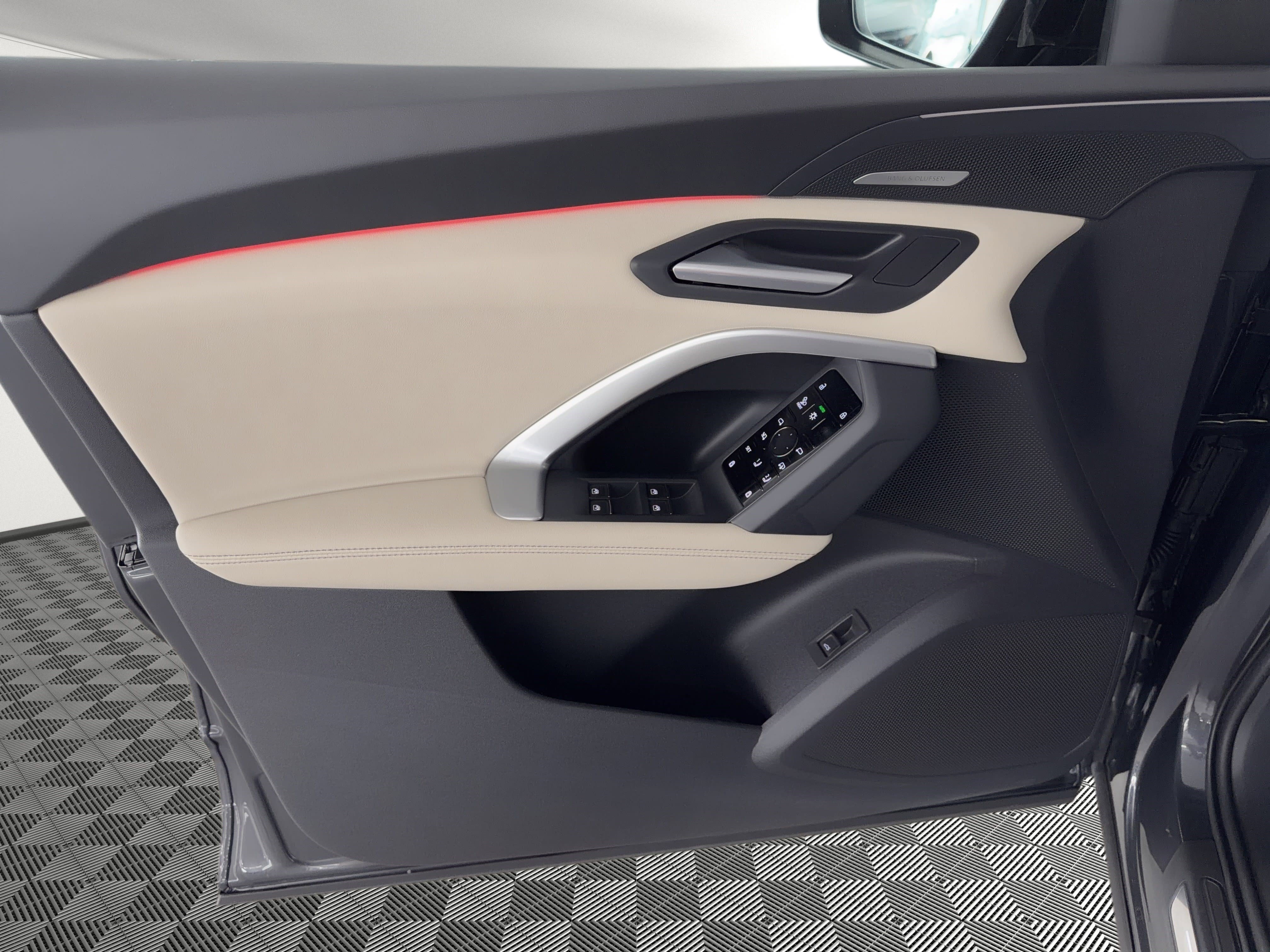 New 2026 Audi Q5 Premium Plus image 14