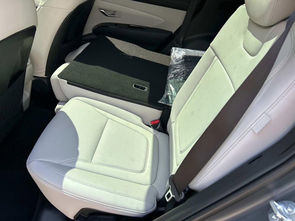 New 2025 Hyundai Tucson Limited FWD image 21