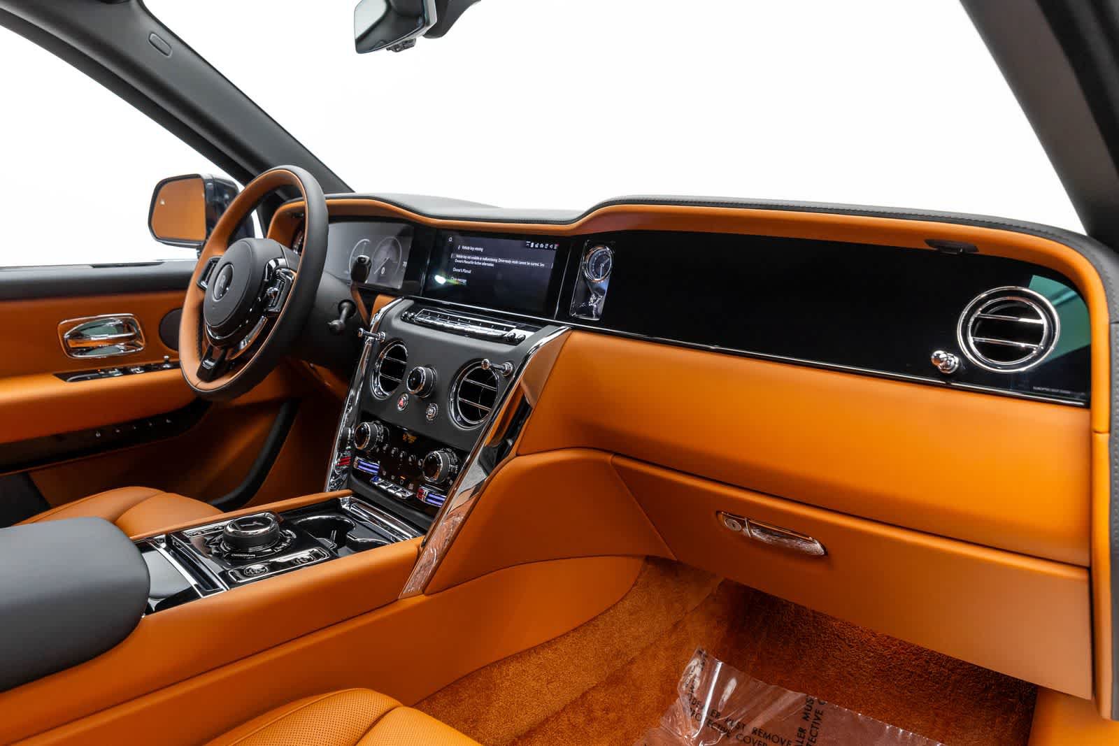 New 2026 Rolls-Royce Cullinan AWD/4WD image 45