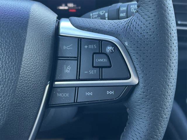 Certified 2025 Toyota Sienna Platinum image 47