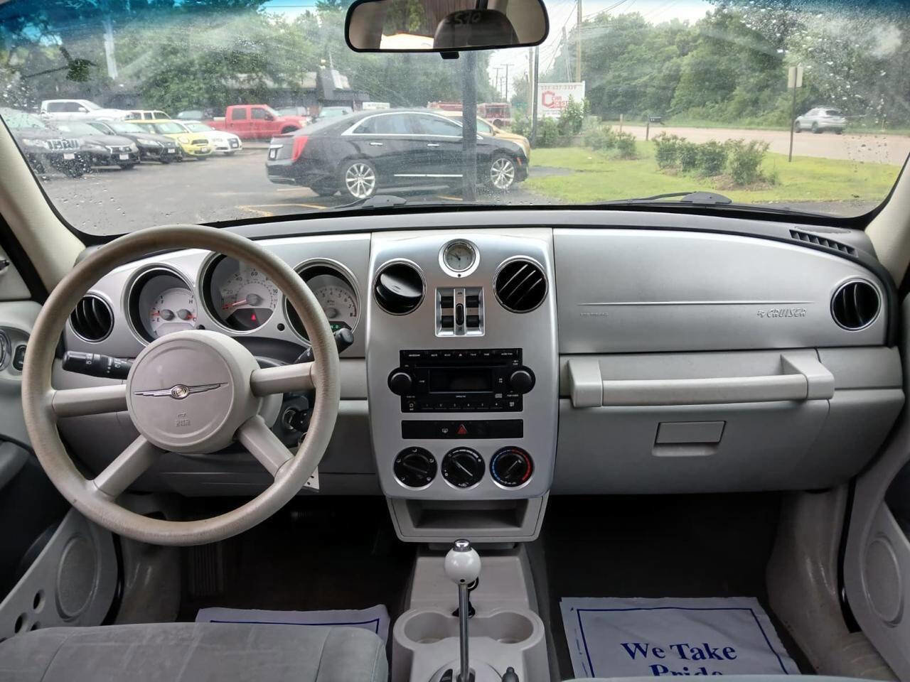 Used 2009 Chrysler PT Cruiser image 15