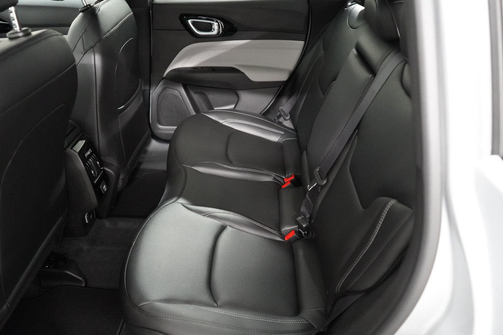 New 2026 Jeep Compass Limited AWD/4WD image 14