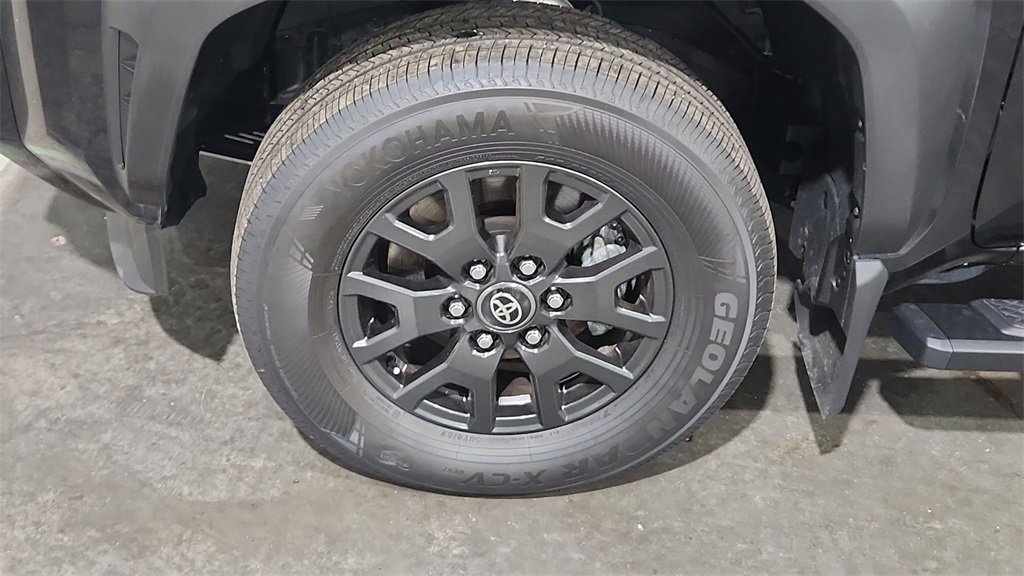 Used 2025 Toyota 4Runner SR5 image 14