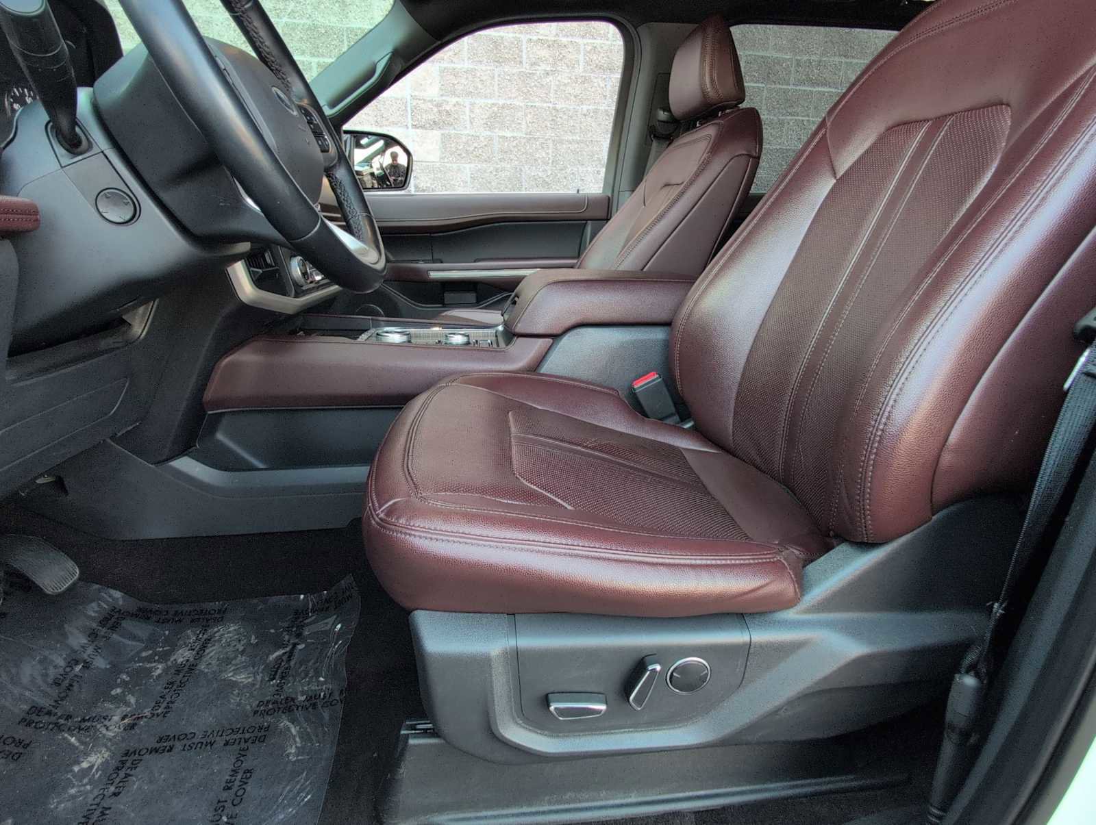 Used 2023 Ford Expedition Max Limited image 17