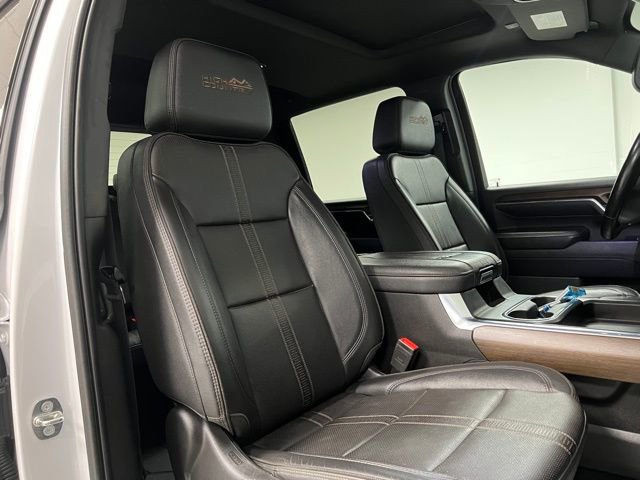 Used 2024 Chevrolet Silverado 3500 High Country w/ High Country Premium Package AWD/4WD image 57