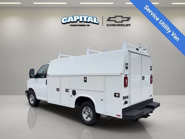 New 2025 Chevrolet Express 3500 w/ Power Convenience Package RWD image 3