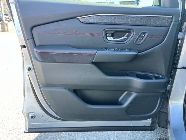New 2026 Honda Pilot Black Edition image 19