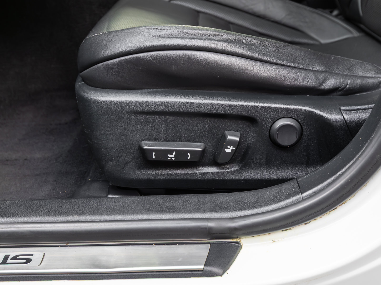 Used 2016 Lexus IS 350 w/ F Sport Package RWD image 52