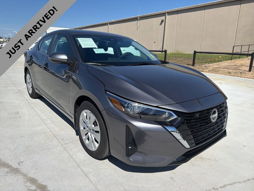 Certified 2025 Nissan Sentra S image 3