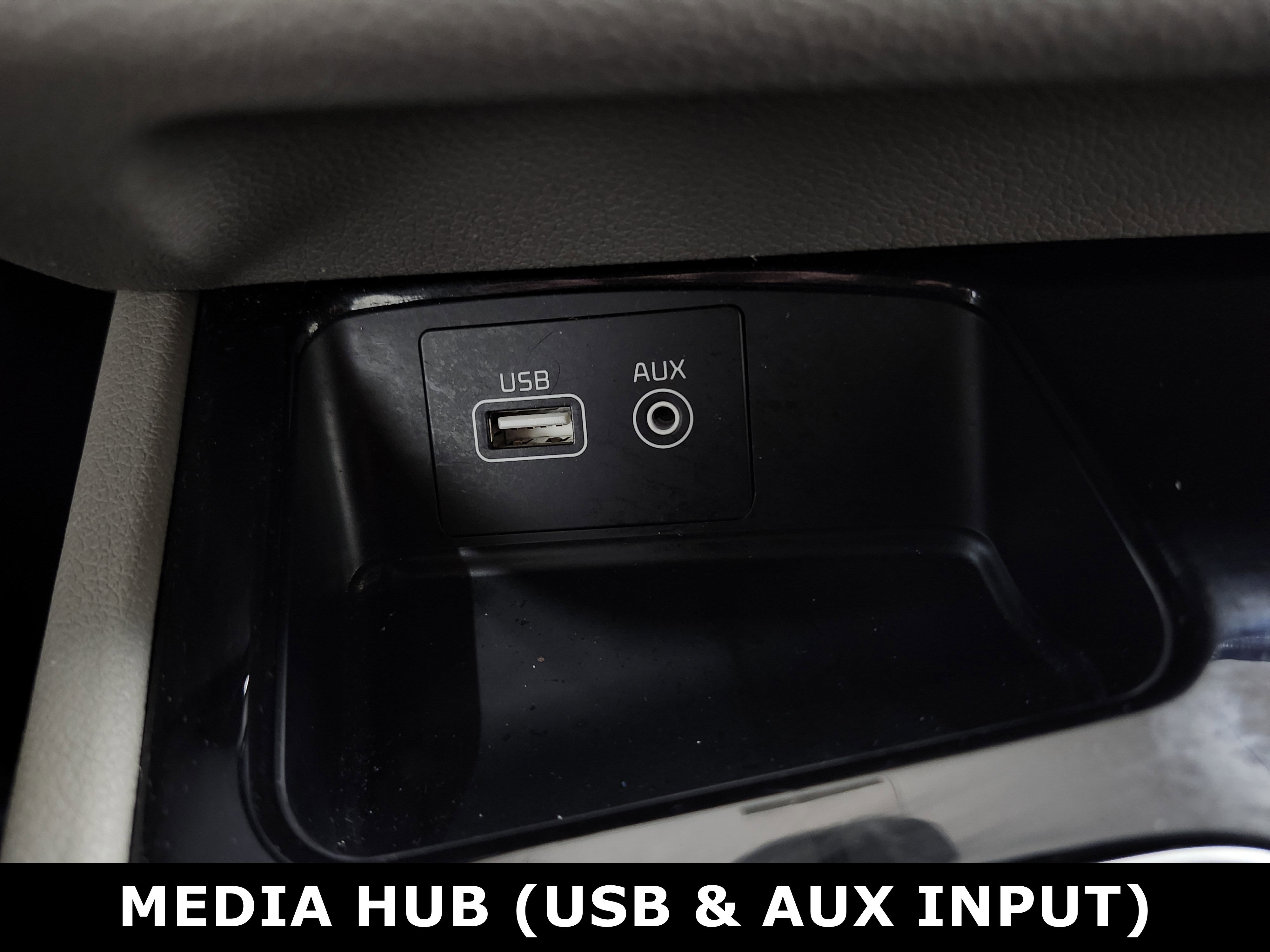 Used 2015 Kia Sedona SX image 9