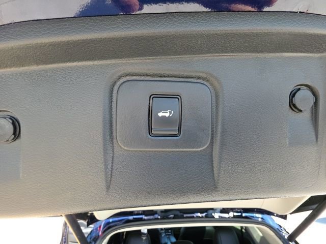 Used 2023 Nissan Murano Platinum w/ Cargo Package image 28