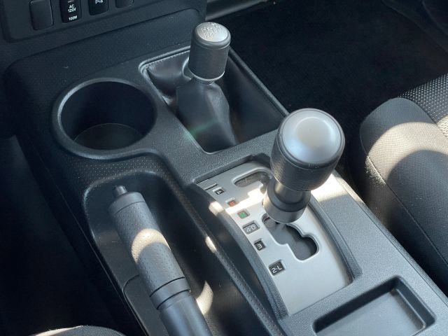 Used 2014 Toyota FJ Cruiser 4WD w/ Upgrade Package image 6