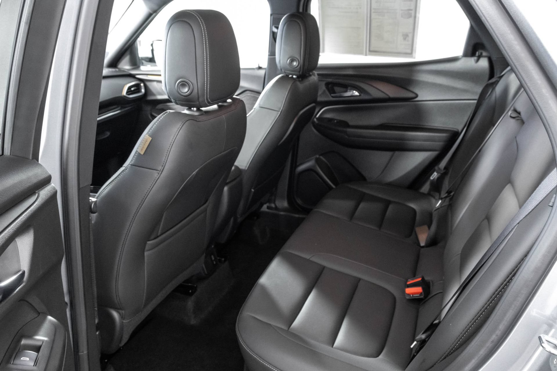 Used 2023 Chevrolet TrailBlazer ACTIV w/ Convenience Package FWD image 35