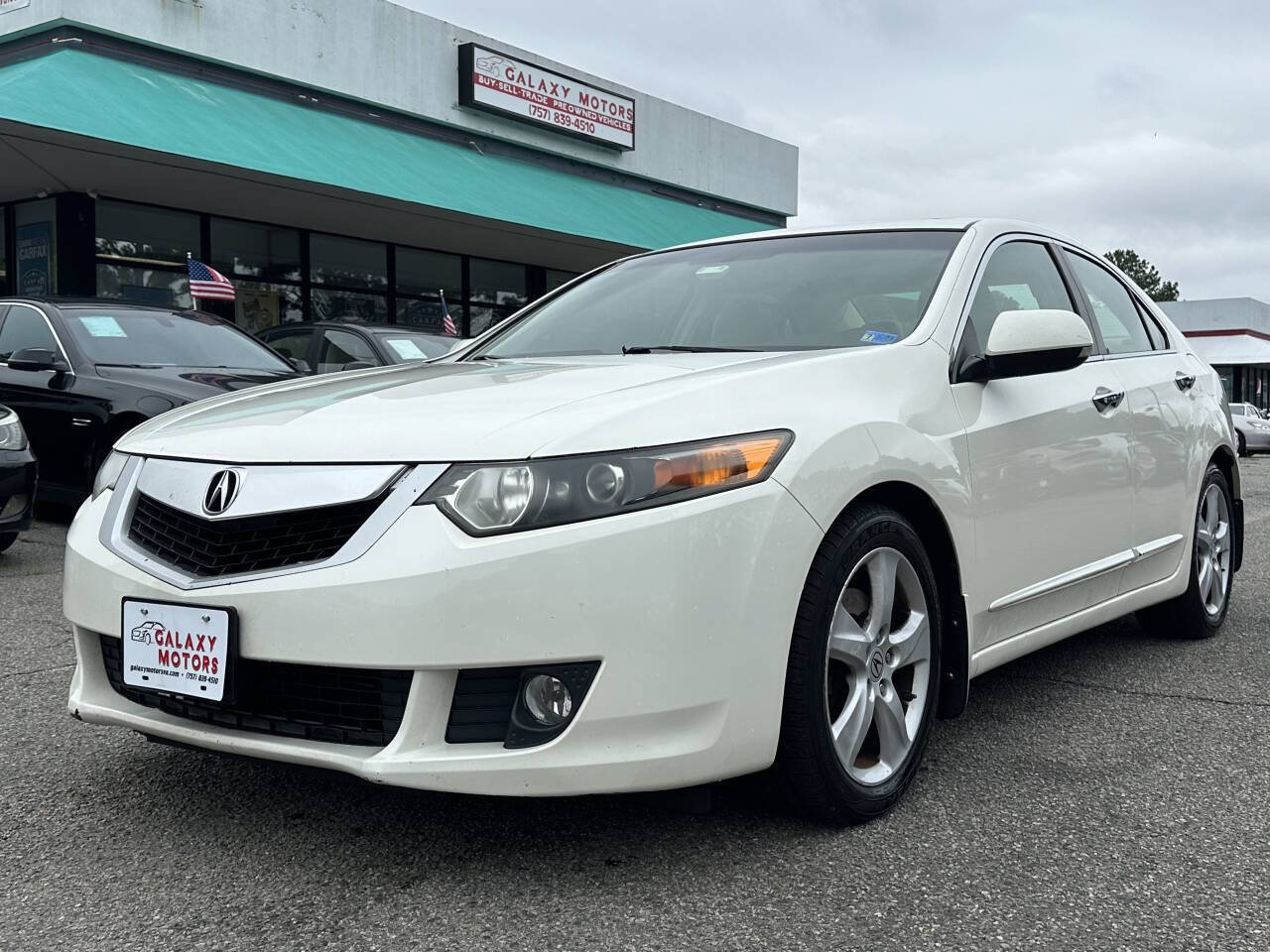 Used 2010 Acura TSX Sedan FWD image 1