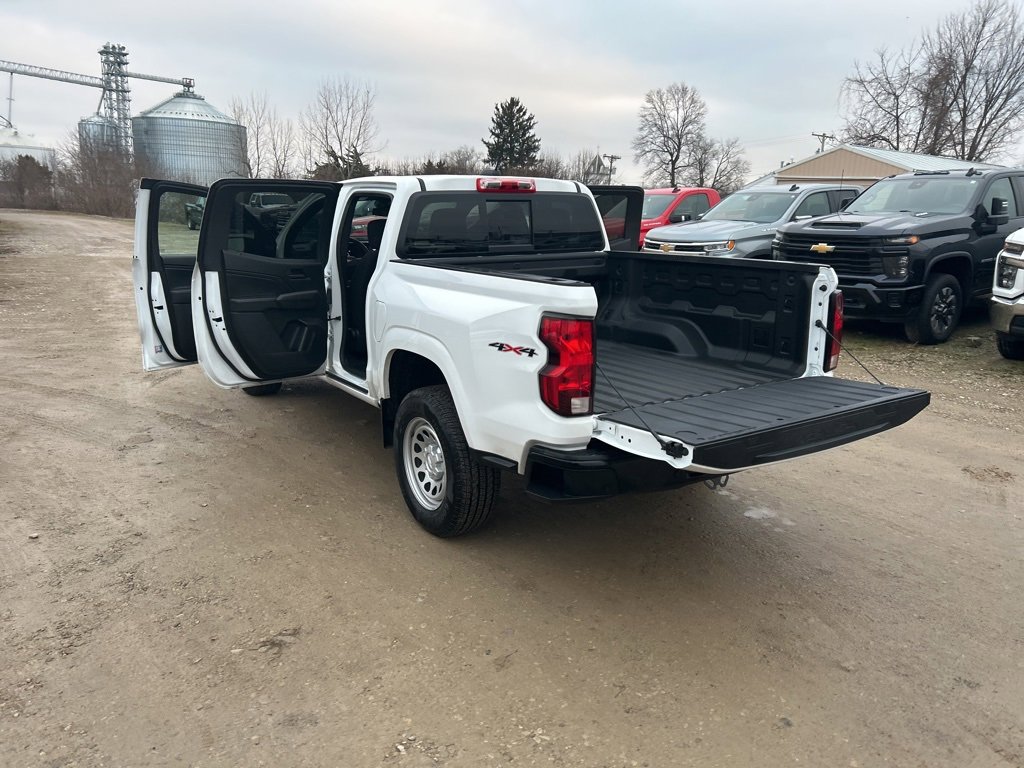 Used 2025 Chevrolet Colorado W/T image 22