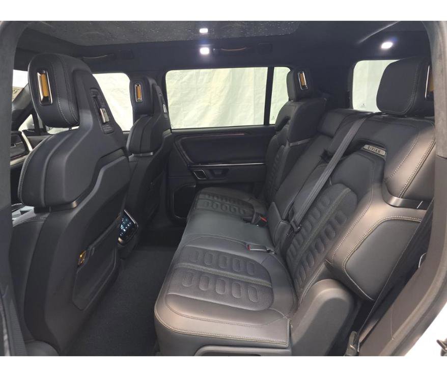Used 2022 Rivian R1S Launch Edition image 11