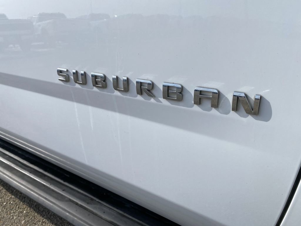 Used 2020 Chevrolet Suburban LT image 33