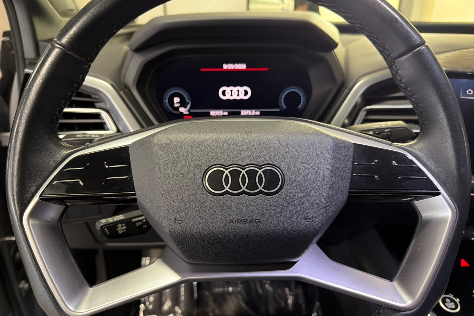 Certified 2023 Audi Q4 e-tron Premium Plus w/ Premium Plus RWD image 22