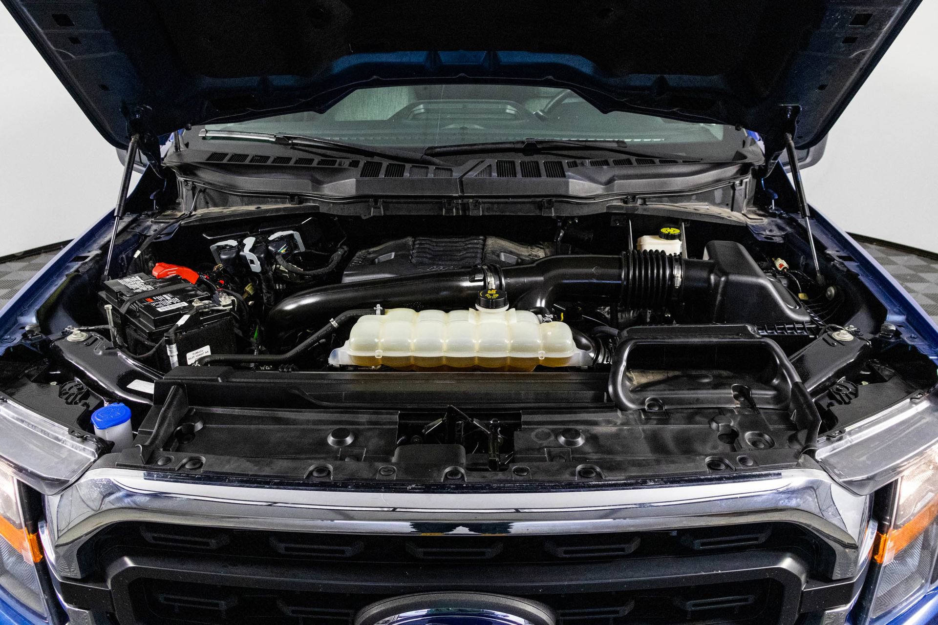 Used 2023 Ford F150 XLT image 45