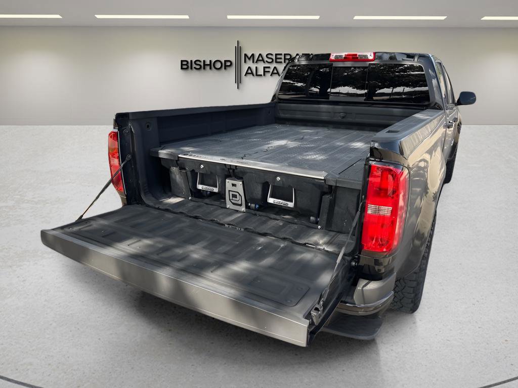 Used 2022 Chevrolet Colorado Z71 w/ Z71 Midnight Edition AWD/4WD image 7