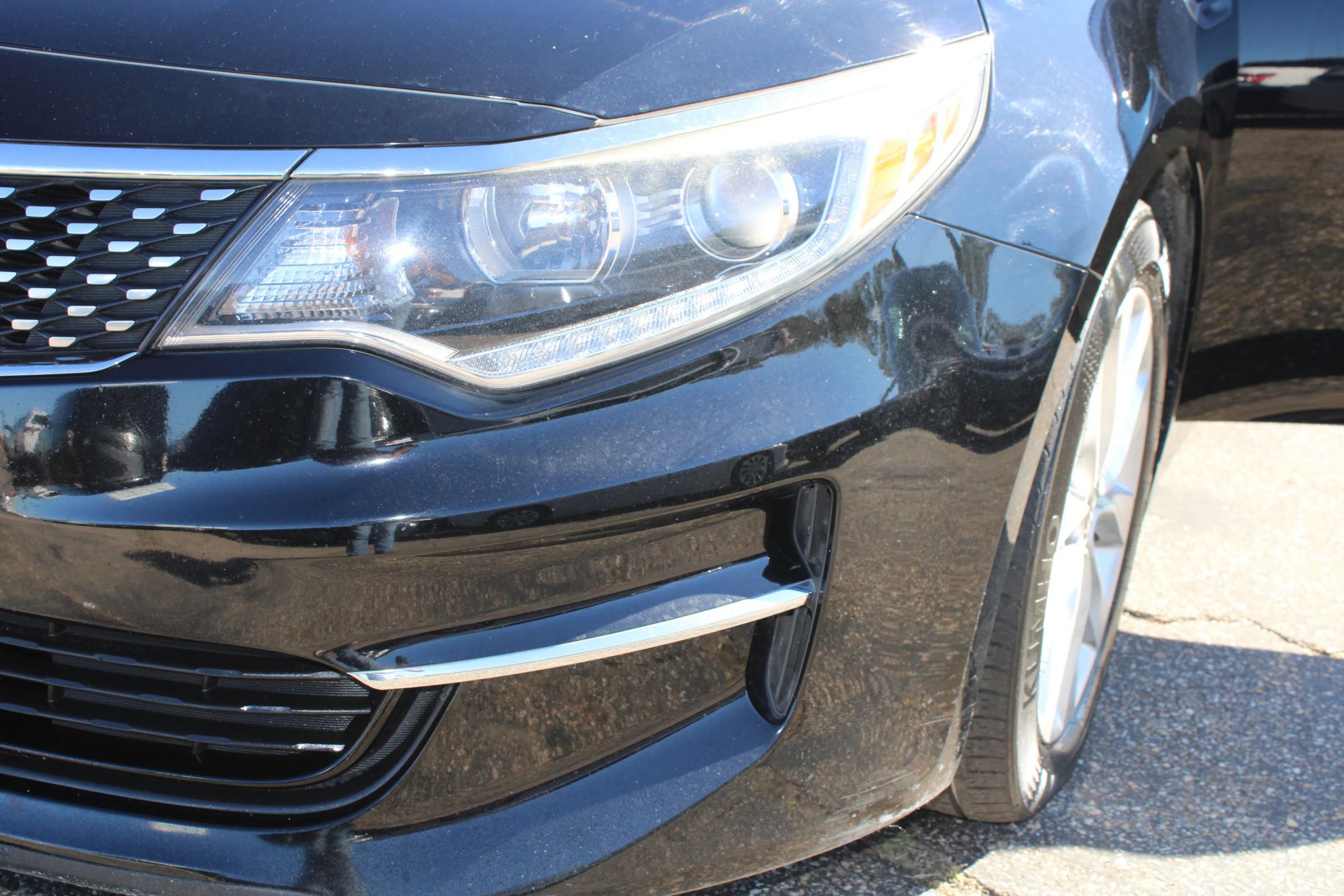 Used 2018 Kia Optima EX FWD image 26