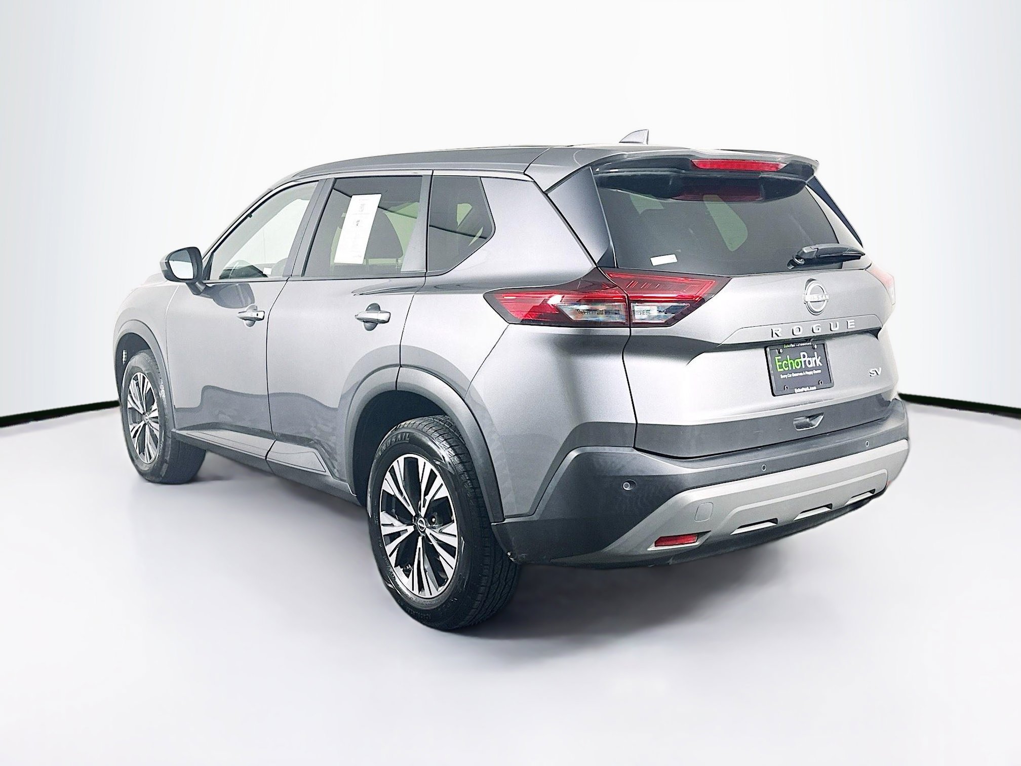 Used 2023 Nissan Rogue SV FWD image 5
