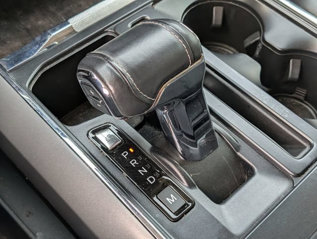 Used 2022 Ford F150 Lariat RWD image 19