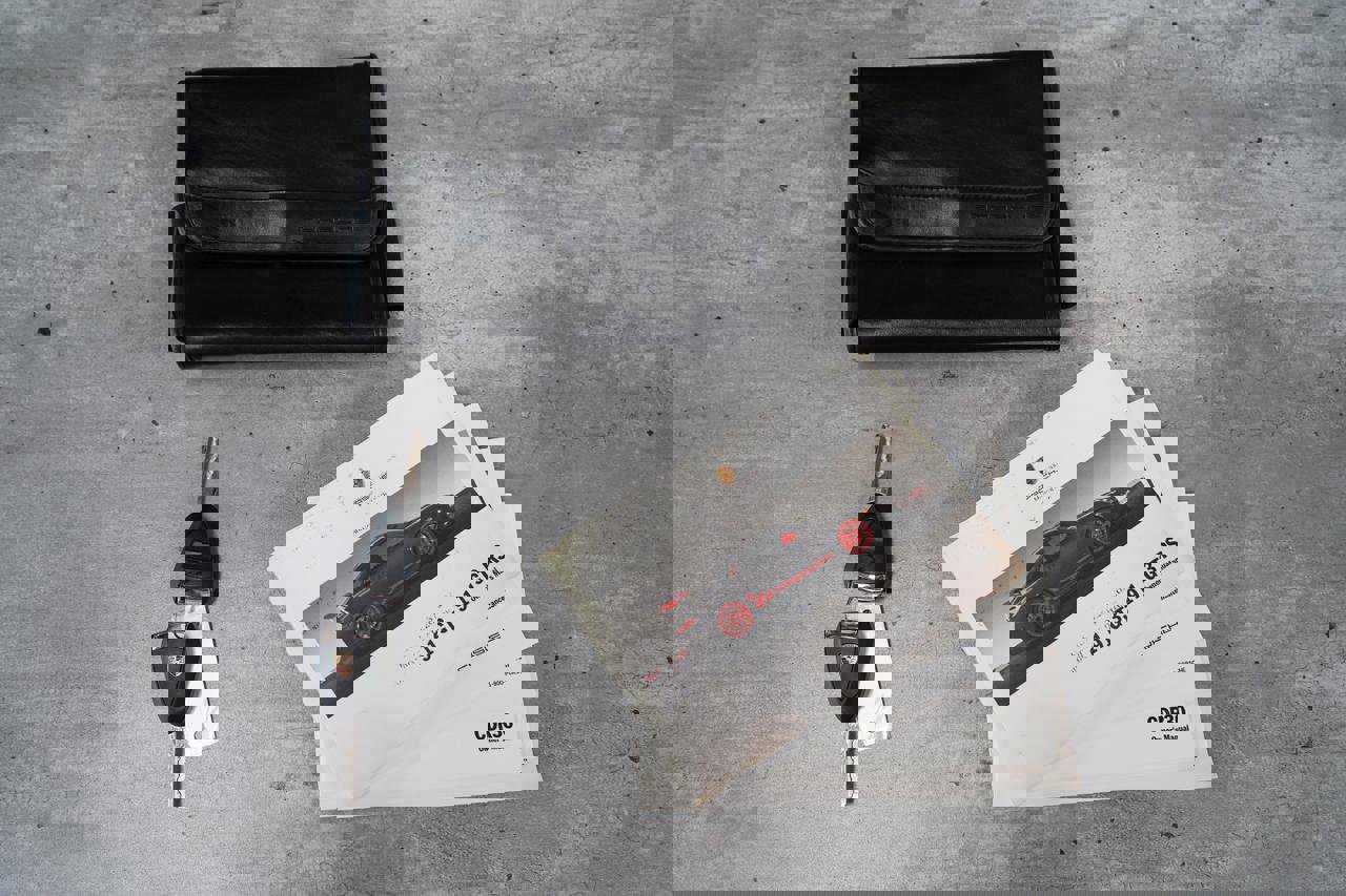 Used 2010 Porsche 911 GT3 RS image 37