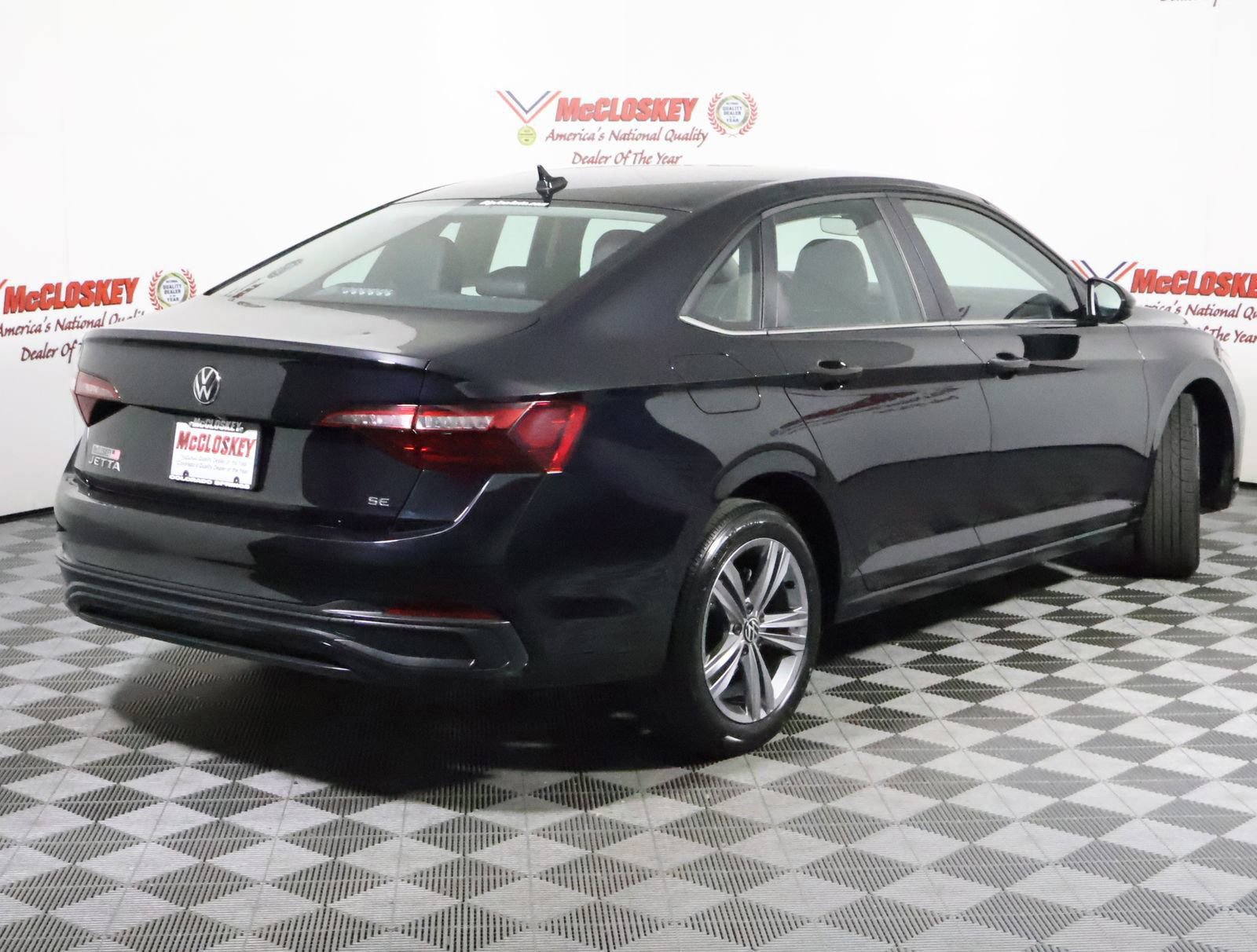 Used 2024 Volkswagen Jetta SE image 6