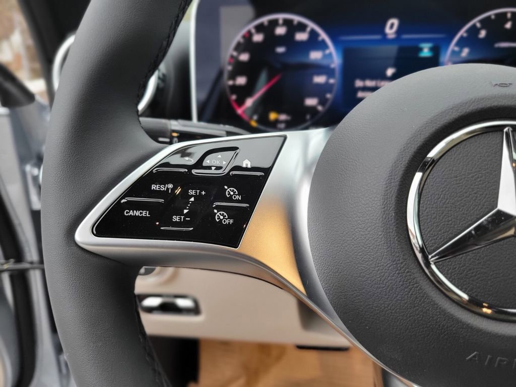 New 2026 Mercedes-Benz C 300 4MATIC Sedan image 26