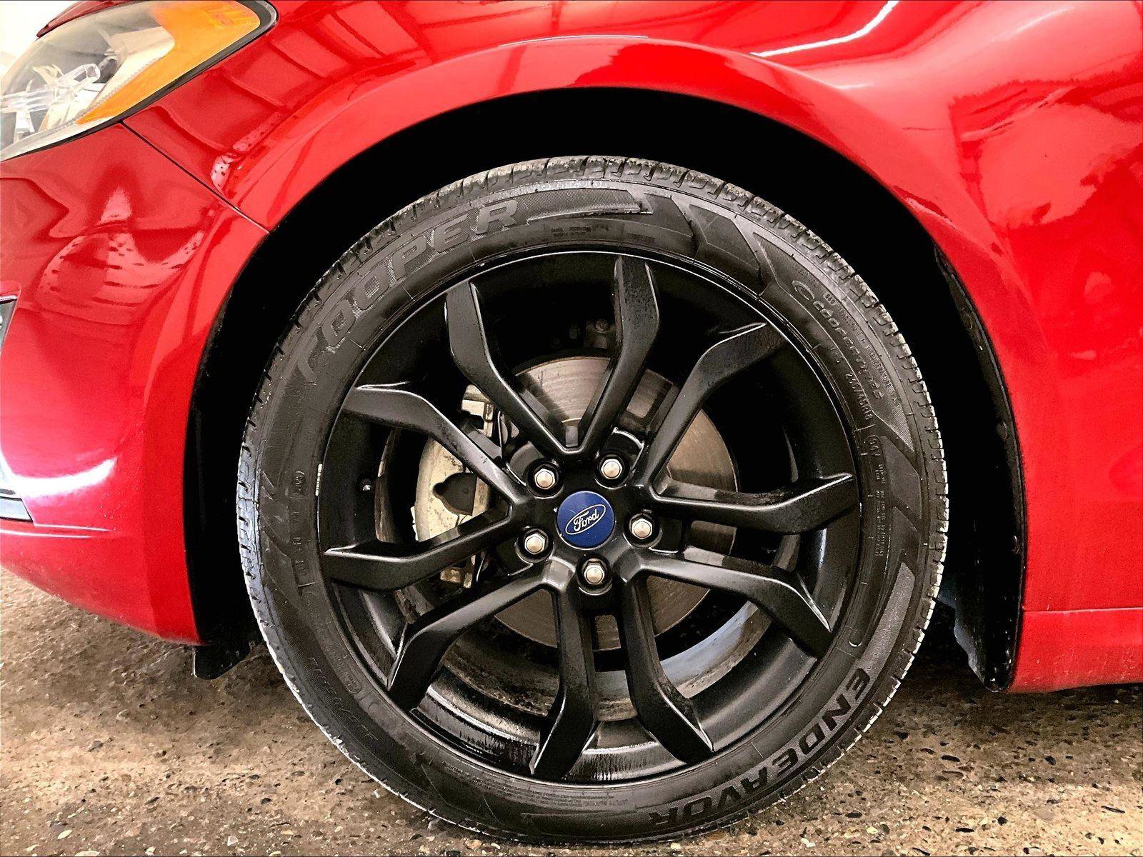 Used 2020 Ford Fusion SE w/ Equipment Group 151A FWD image 8