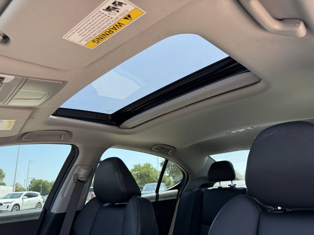 Used 2018 Acura TLX FWD image 26