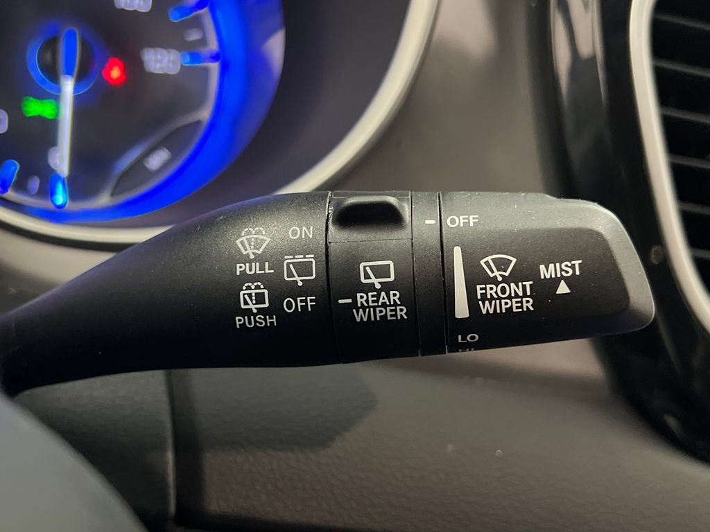Used 2025 Chrysler Pacifica Select FWD image 63