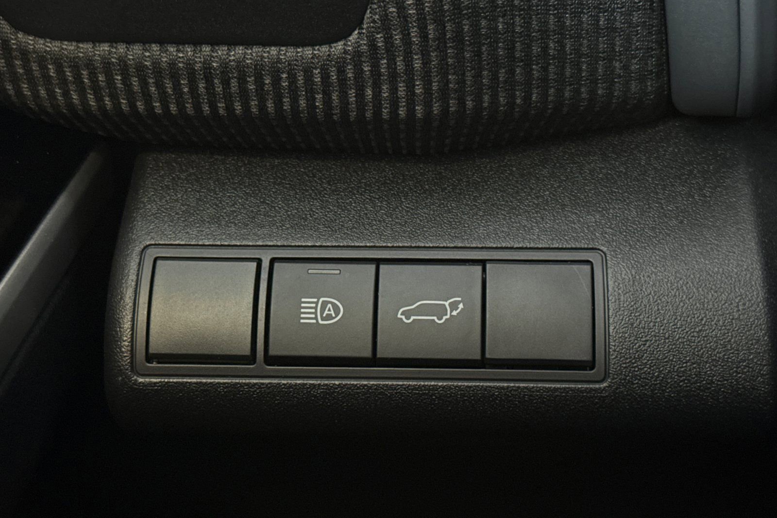 Certified 2024 Toyota bZ4X XLE image 32