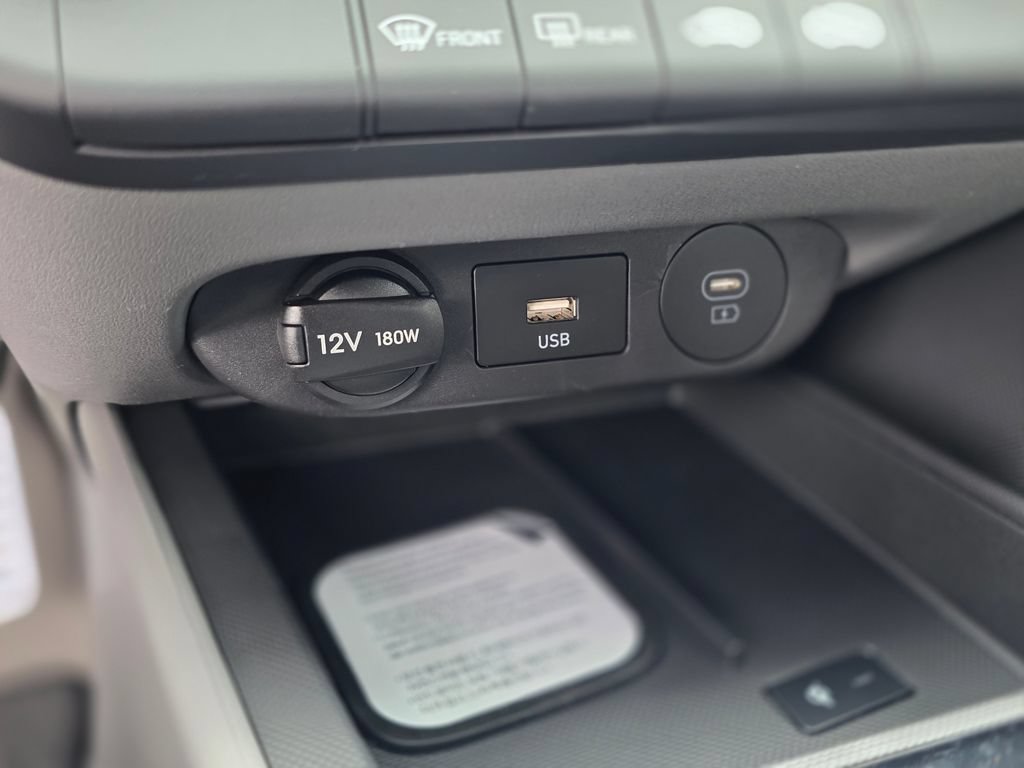 New 2026 Hyundai Elantra Sport FWD image 30