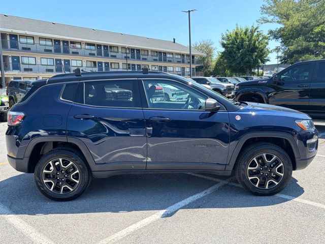 Used 2019 Jeep Compass Trailhawk w/ Cold Weather Group AWD/4WD image 8
