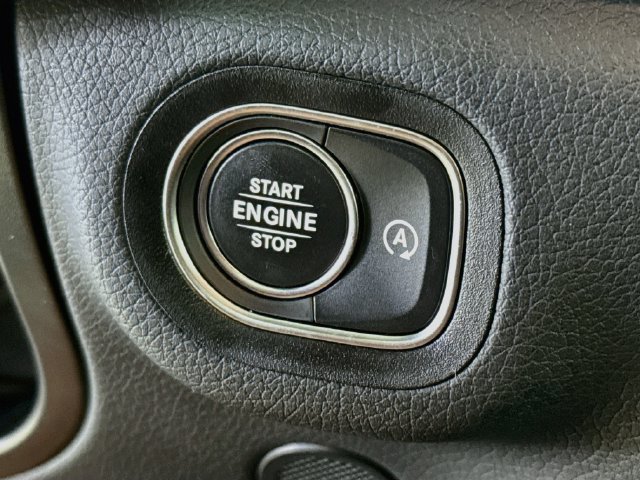 Used 2026 Mercedes-Benz GLE 350 4MATIC w/ Driver Assistance Package image 20