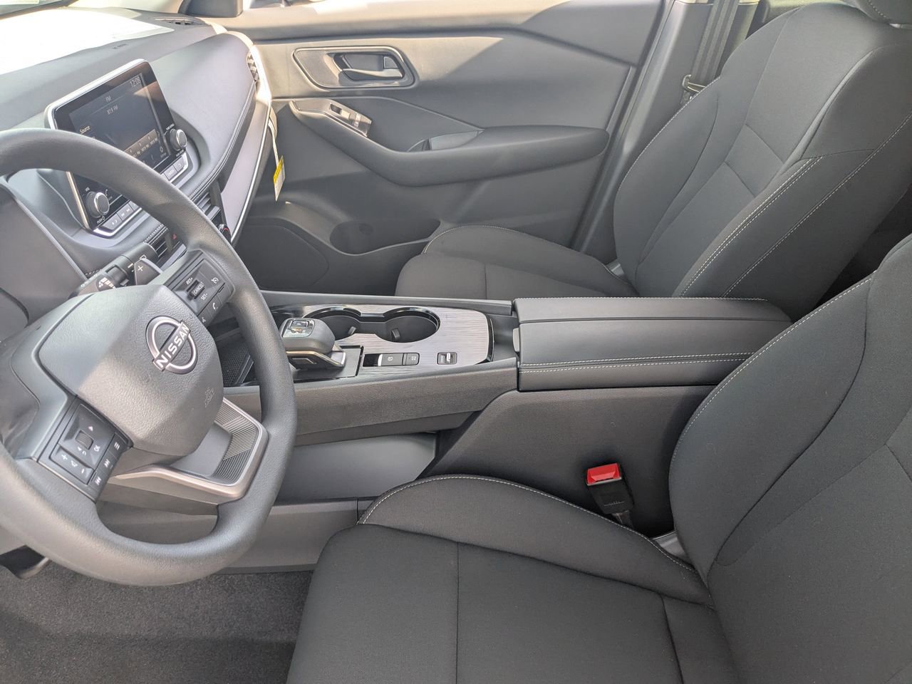 New 2026 Nissan Rogue S image 12