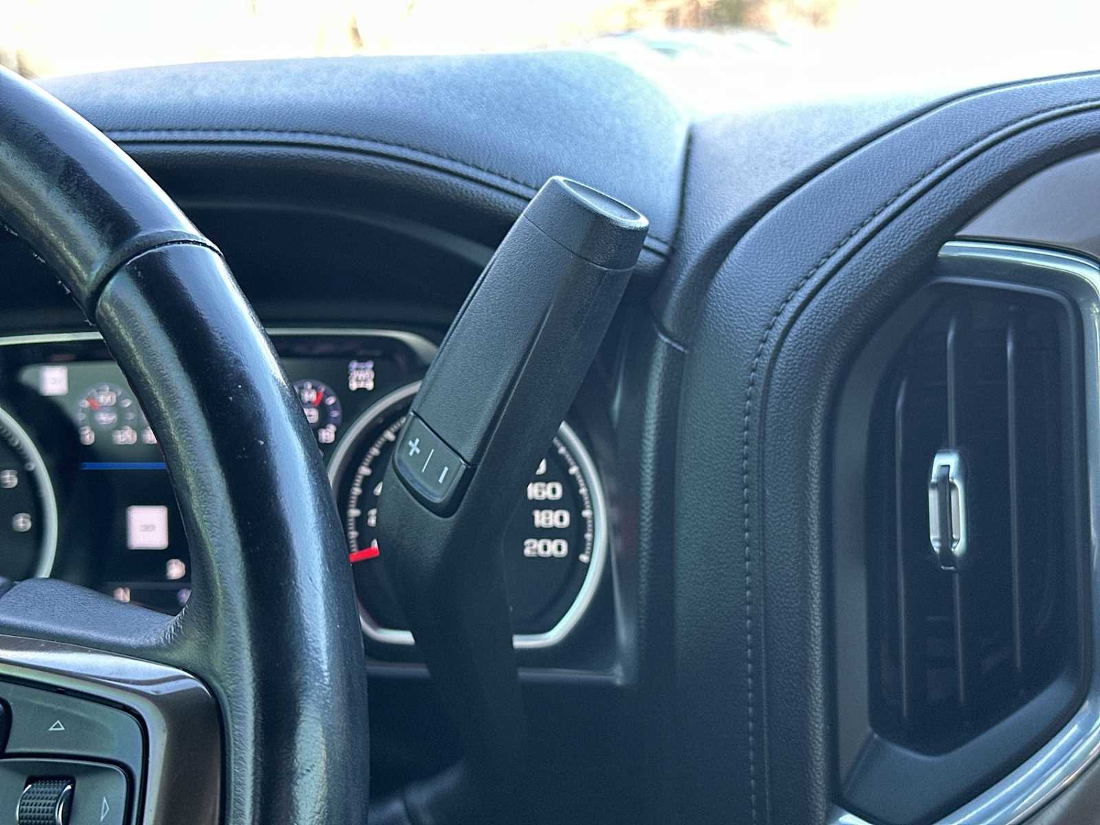 Used 2021 Chevrolet Silverado 1500 High Country w/ Technology Package image 20