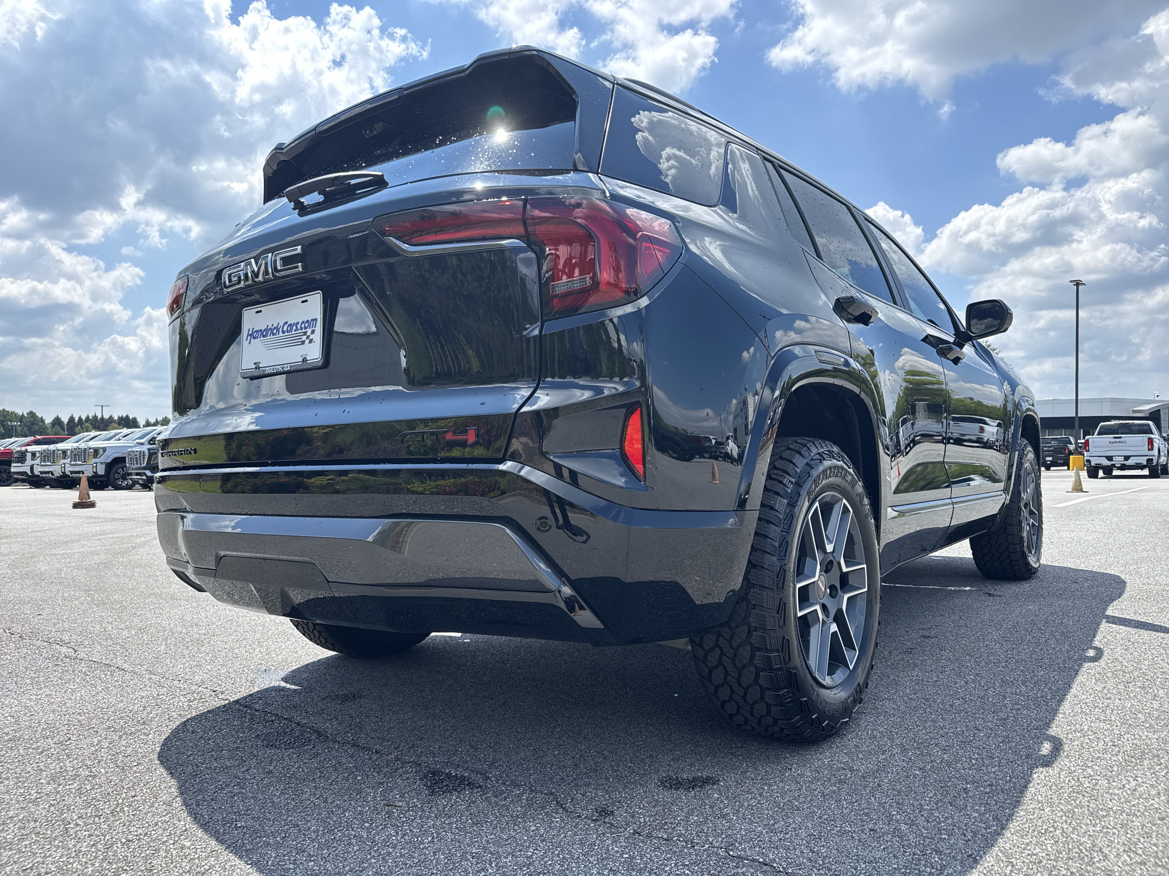 New 2026 GMC Terrain AT4 w/ Convenience Package III AWD/4WD image 10